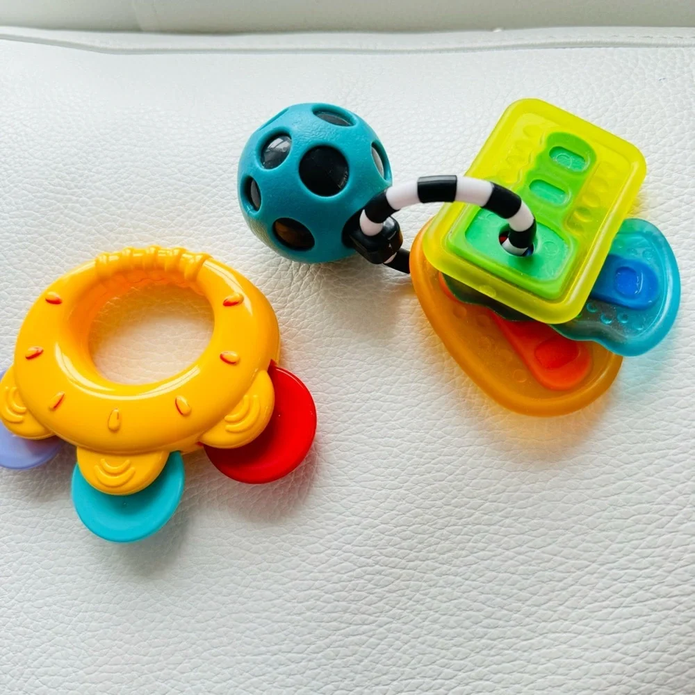 Baby toys for sensory and fine motor skills development - 13 toys